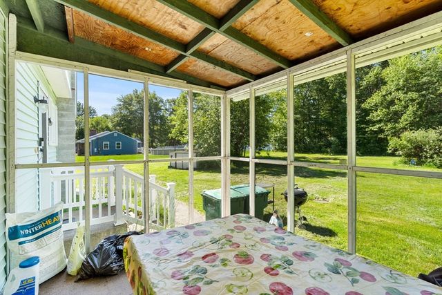 97 Fitch Rd, Lancaster, MA 01523