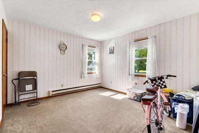97 Fitch Rd, Lancaster, MA 01523