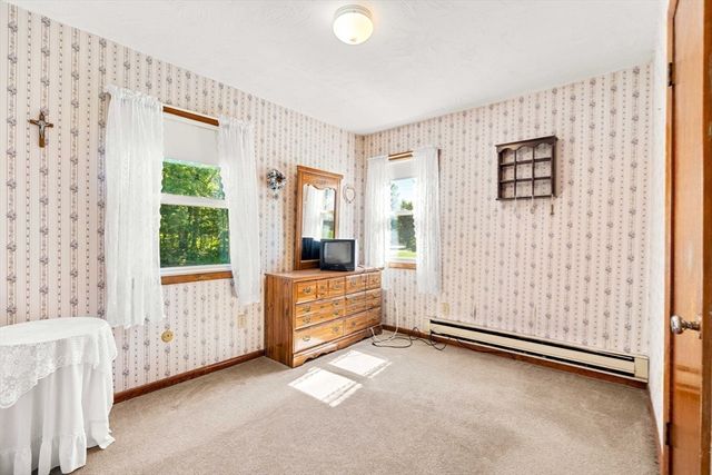 97 Fitch Rd, Lancaster, MA 01523