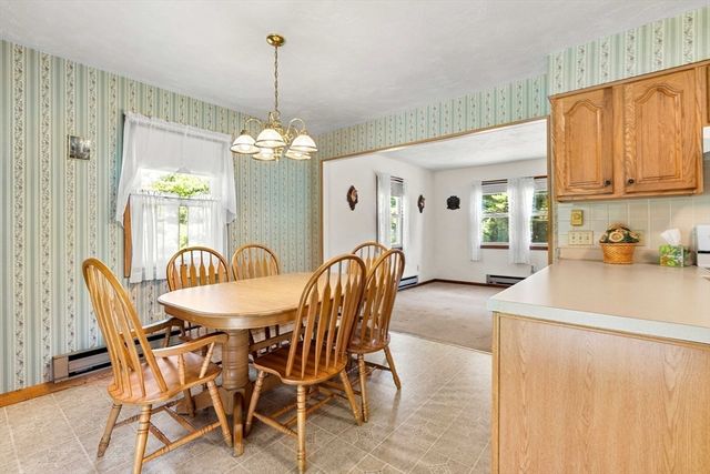 97 Fitch Rd, Lancaster, MA 01523
