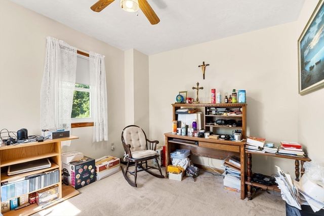 97 Fitch Rd, Lancaster, MA 01523