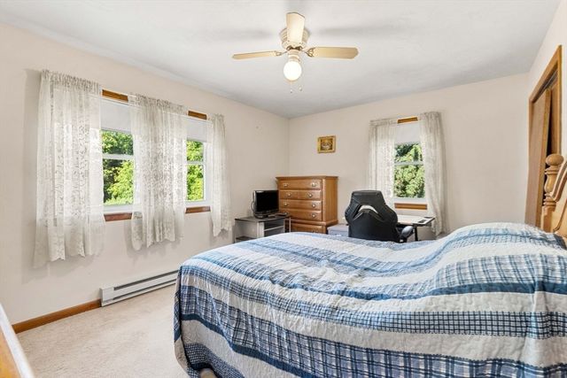 97 Fitch Rd, Lancaster, MA 01523