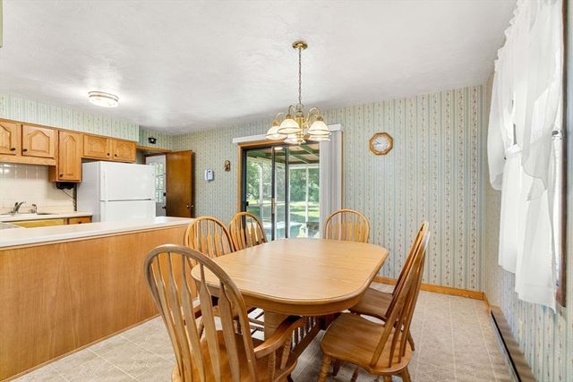 97 Fitch Rd, Lancaster, MA 01523