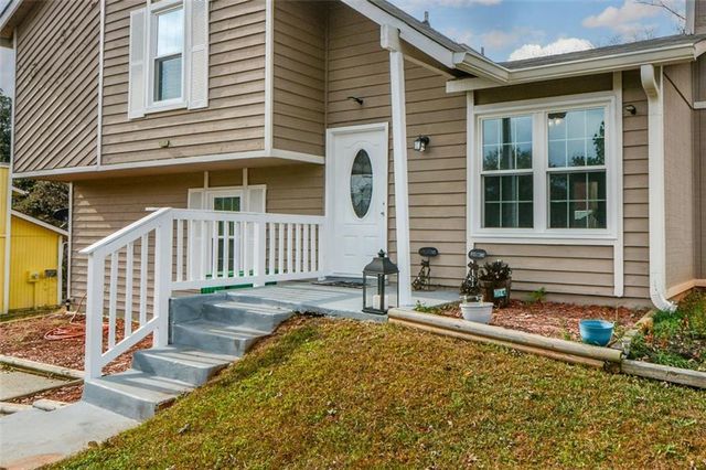 1126 Mainstreet Valley Drive, Stone Mountain, GA 30088