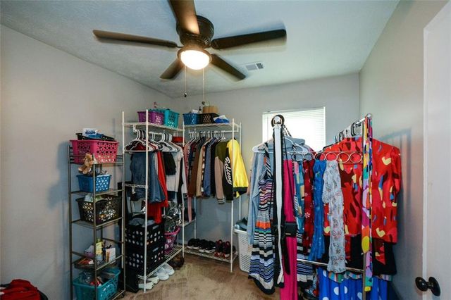 1126 Mainstreet Valley Drive, Stone Mountain, GA 30088