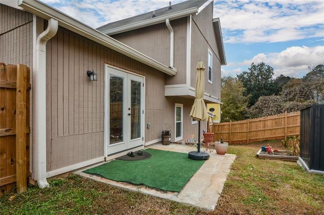 1126 Mainstreet Valley Drive, Stone Mountain, GA 30088