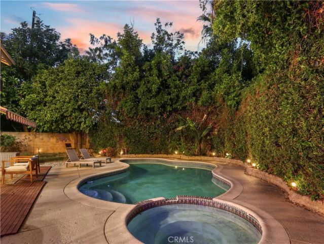 7819 Goldmine Lane, Lake Balboa, CA 91406