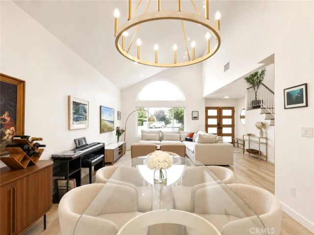 7819 Goldmine Lane, Lake Balboa, CA 91406
