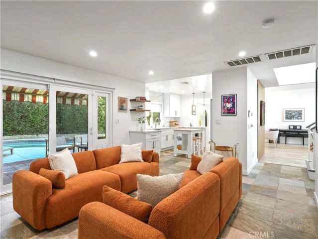 7819 Goldmine Lane, Lake Balboa, CA 91406