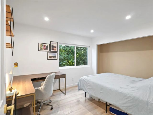 7819 Goldmine Lane, Lake Balboa, CA 91406