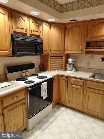 189 HAVEN FARMS CIR, Petersburg, WV 26847