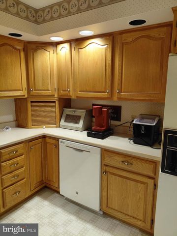 189 HAVEN FARMS CIR, Petersburg, WV 26847