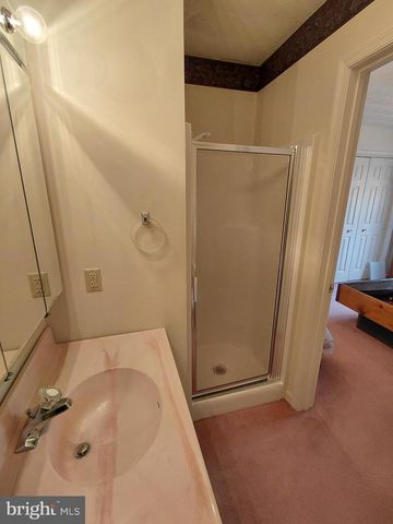 189 HAVEN FARMS CIR, Petersburg, WV 26847