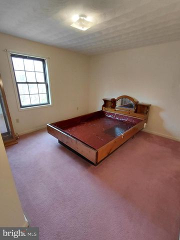 189 HAVEN FARMS CIR, Petersburg, WV 26847