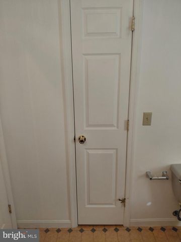 189 HAVEN FARMS CIR, Petersburg, WV 26847