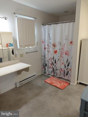 189 HAVEN FARMS CIR, Petersburg, WV 26847