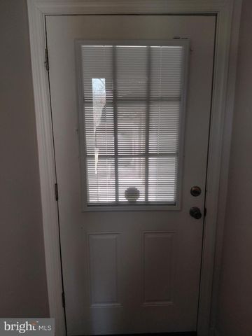 189 HAVEN FARMS CIR, Petersburg, WV 26847