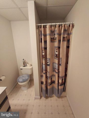 189 HAVEN FARMS CIR, Petersburg, WV 26847