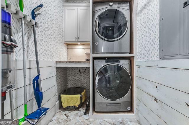 1483 Collier Drive SE, Smyrna, GA 30080