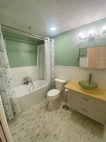 660 SUNDANCE TRAIL, Wimauma, FL 33598