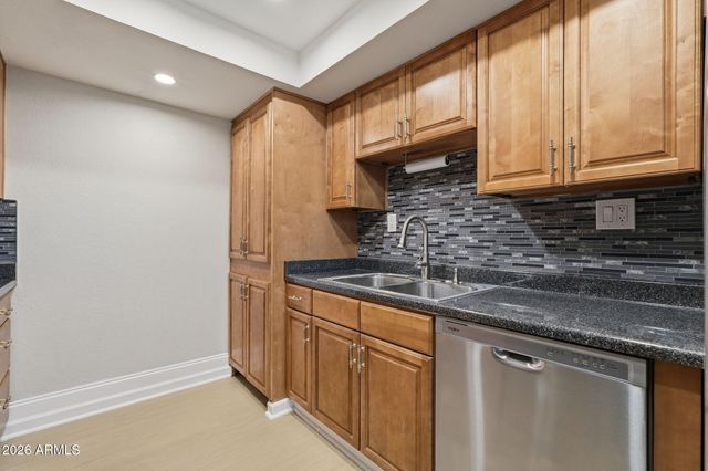 3825 E CAMELBACK Road 245, Phoenix, AZ 85018
