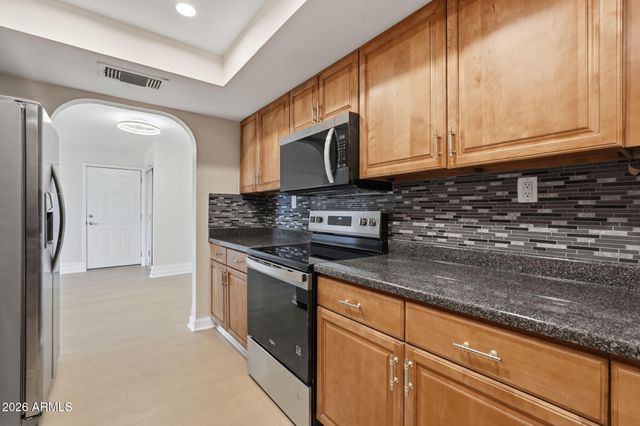 3825 E CAMELBACK Road 245, Phoenix, AZ 85018