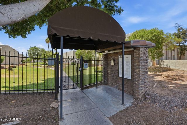 3825 E CAMELBACK Road 245, Phoenix, AZ 85018
