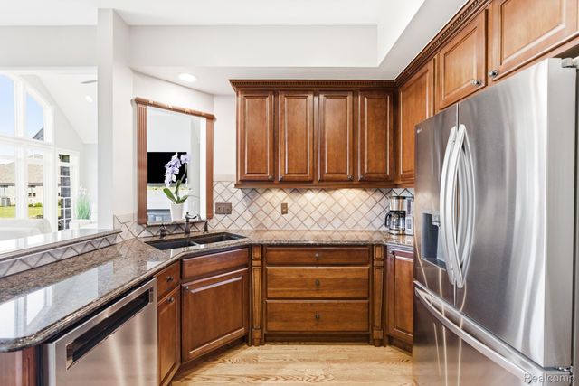 954 Edison Shores Court, Port Huron, MI 48060