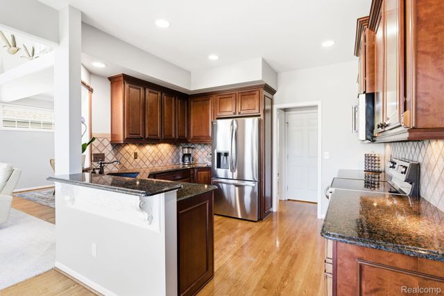 954 Edison Shores Court, Port Huron, MI 48060
