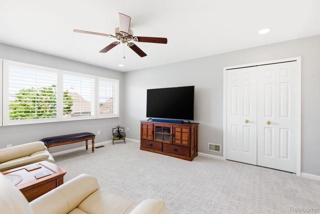 954 Edison Shores Court, Port Huron, MI 48060