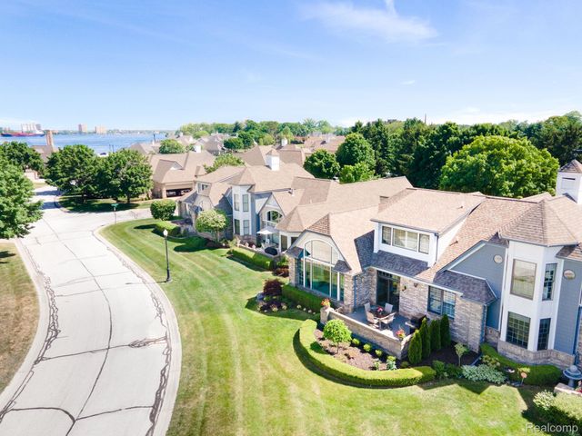 954 Edison Shores Court, Port Huron, MI 48060