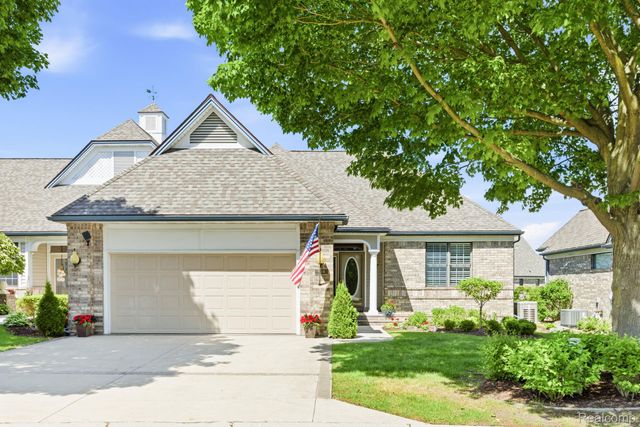 954 Edison Shores Court, Port Huron, MI 48060