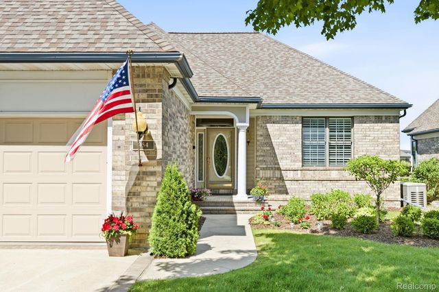 954 Edison Shores Court, Port Huron, MI 48060