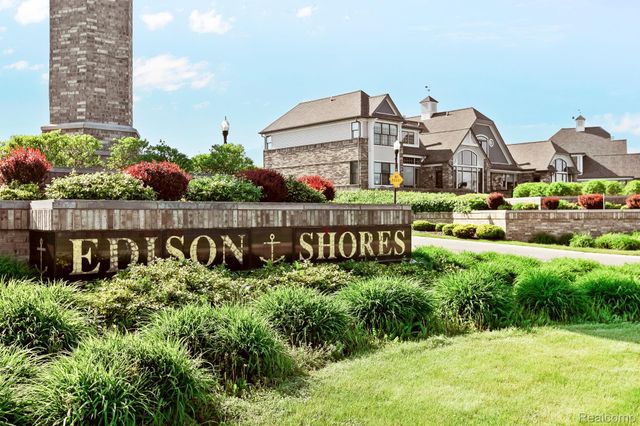 954 Edison Shores Court, Port Huron, MI 48060