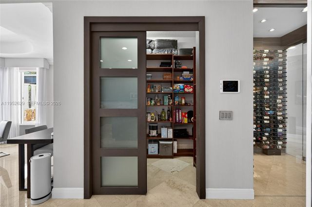 11356 Canyon Maple Blvd, Davie, FL 33330