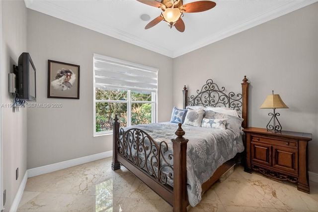 11356 Canyon Maple Blvd, Davie, FL 33330