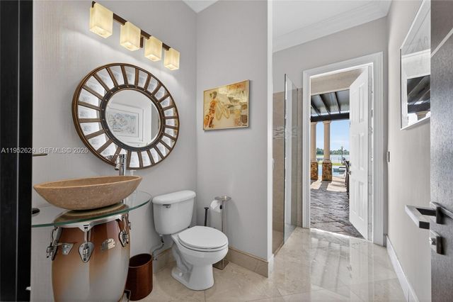 11356 Canyon Maple Blvd, Davie, FL 33330