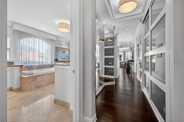 11356 Canyon Maple Blvd, Davie, FL 33330