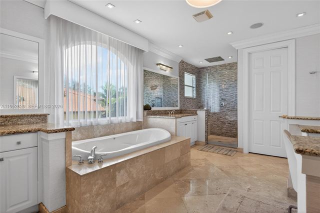 11356 Canyon Maple Blvd, Davie, FL 33330