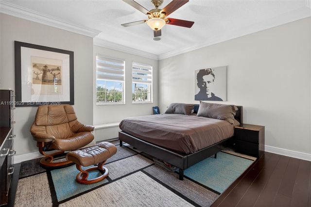 11356 Canyon Maple Blvd, Davie, FL 33330