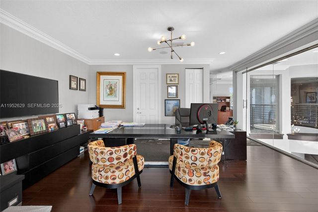 11356 Canyon Maple Blvd, Davie, FL 33330