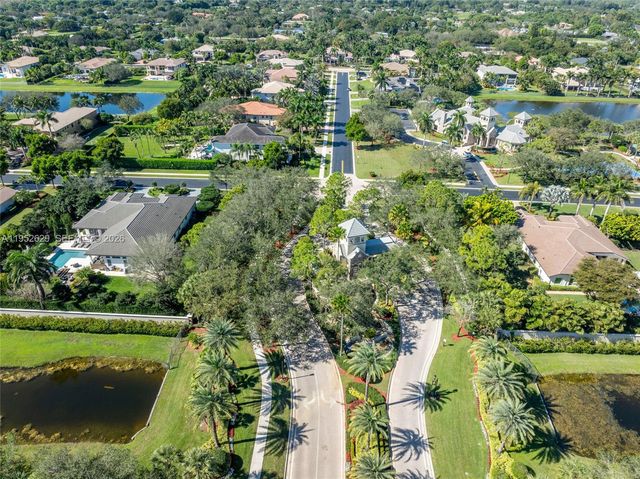 11356 Canyon Maple Blvd, Davie, FL 33330
