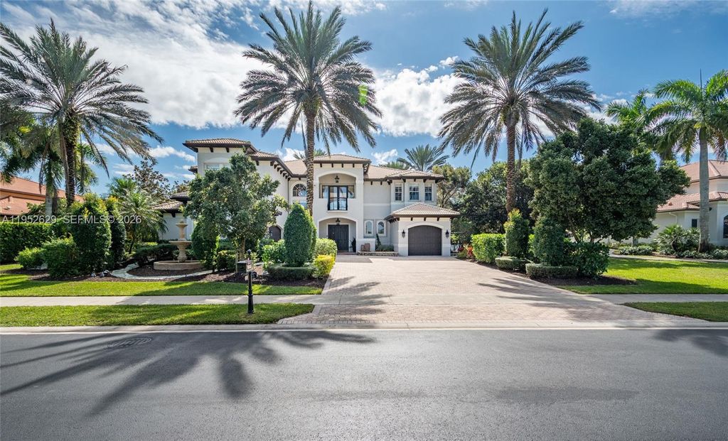 11356 Canyon Maple Blvd, Davie, FL 33330