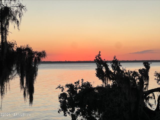 47 NOBLE OAK Drive, St. Johns, FL 32259