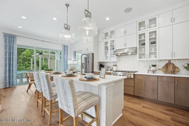 47 NOBLE OAK Drive, St. Johns, FL 32259