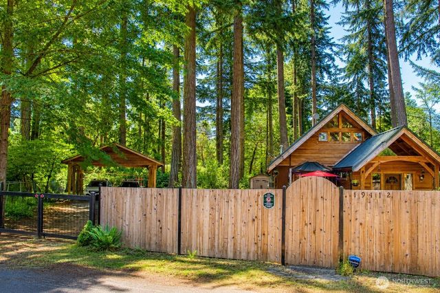 19112 19th SW, Lakebay, WA 98349