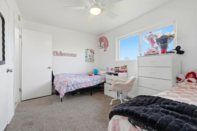 10125 El Toro Way, Hanford, CA 93230