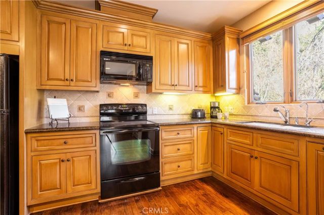 905 Crescent, Monrovia, CA 91016