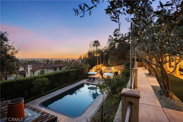 905 Crescent, Monrovia, CA 91016