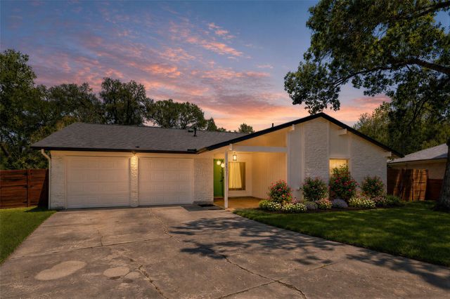 6107 Blarwood DR, Austin, TX 78745